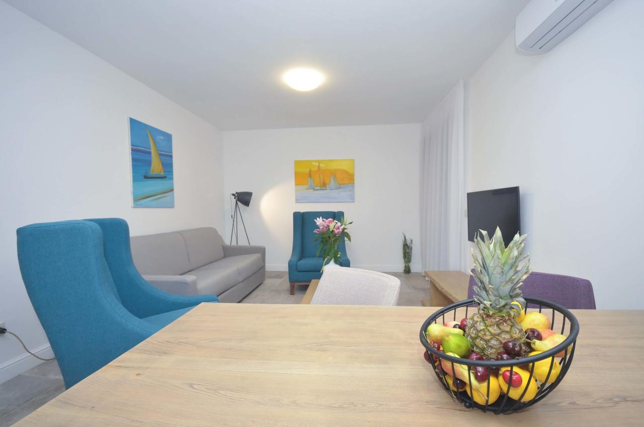 Corso Levante Luxury Suites Petrovac Exterior photo