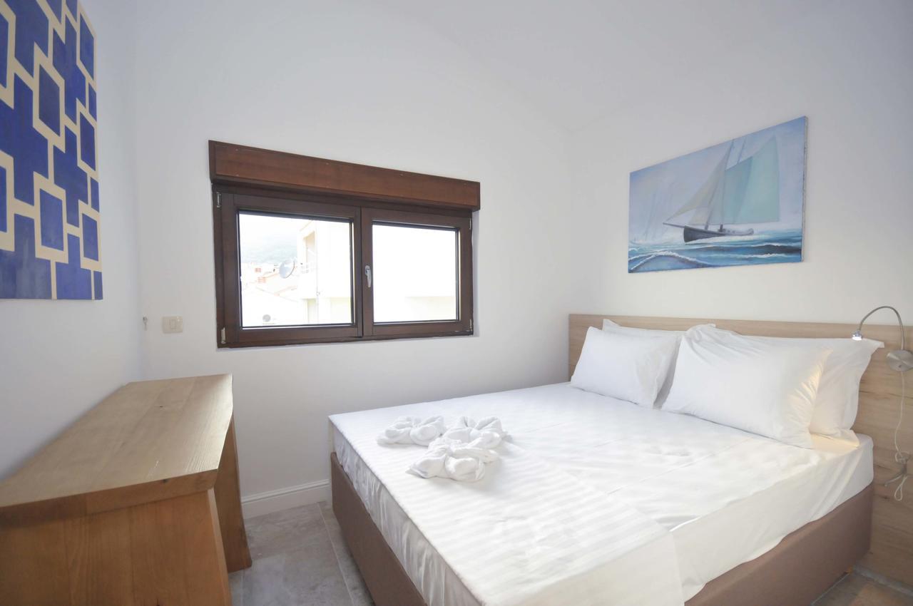 Corso Levante Luxury Suites Petrovac Exterior photo