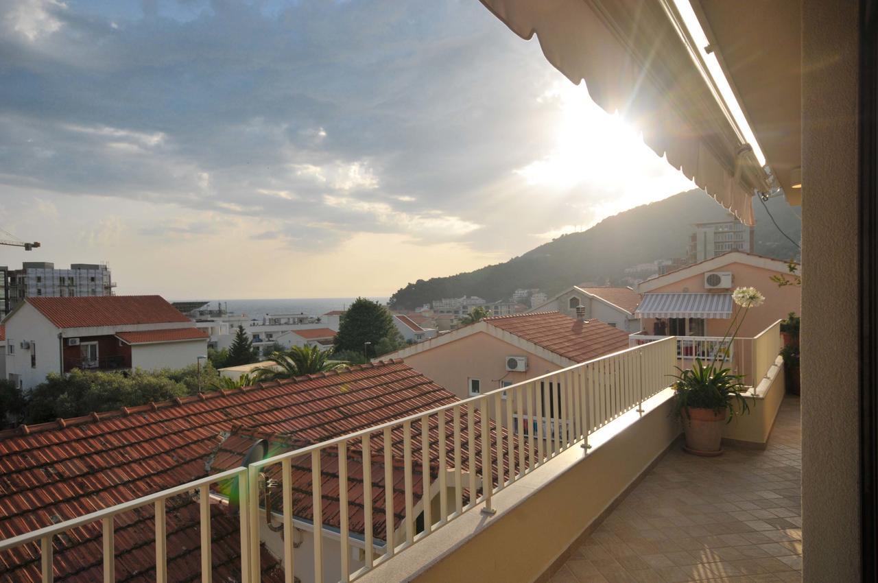 Corso Levante Luxury Suites Petrovac Exterior photo