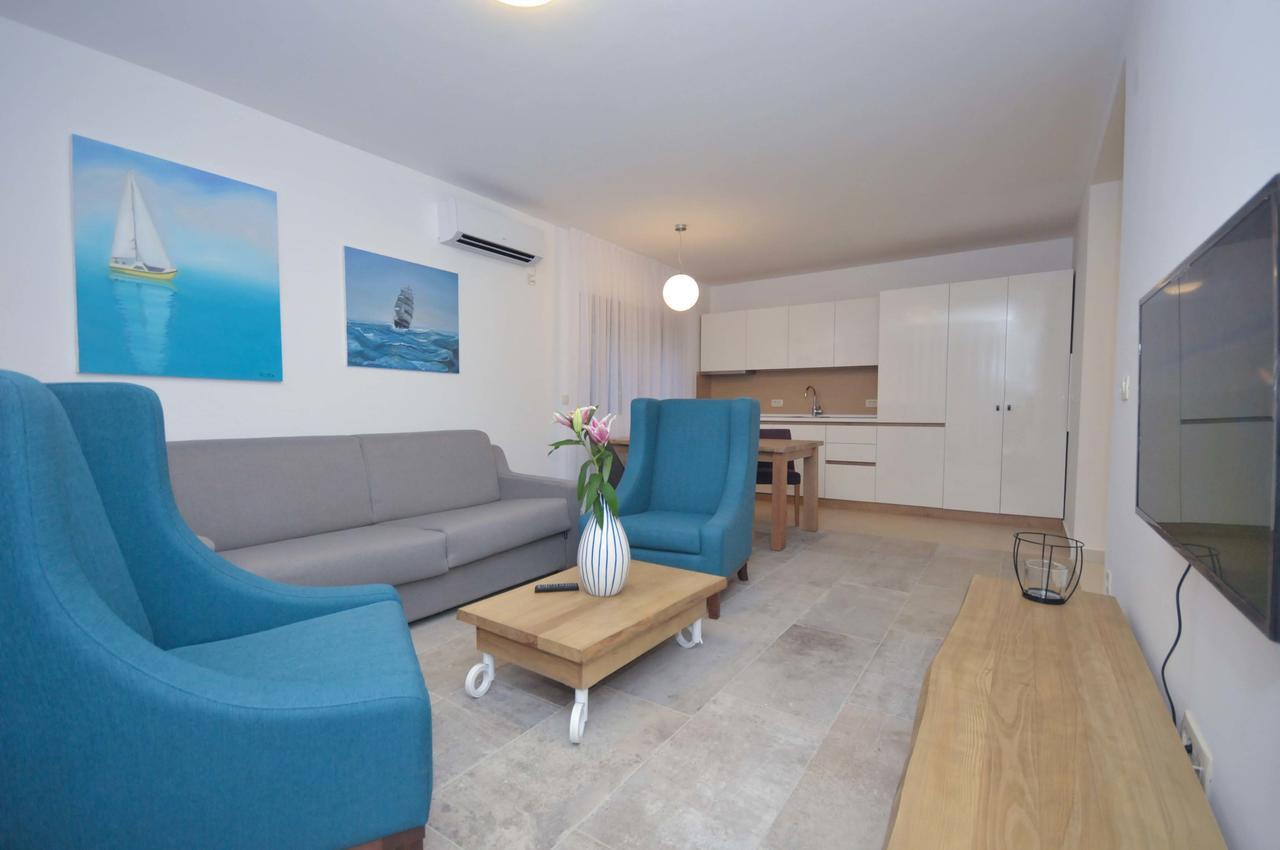 Corso Levante Luxury Suites Petrovac Exterior photo