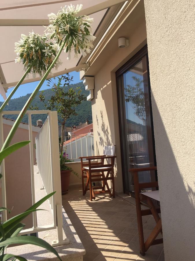 Corso Levante Luxury Suites Petrovac Exterior photo