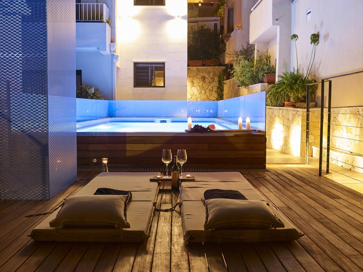 Corso Levante Luxury Suites Petrovac Exterior photo