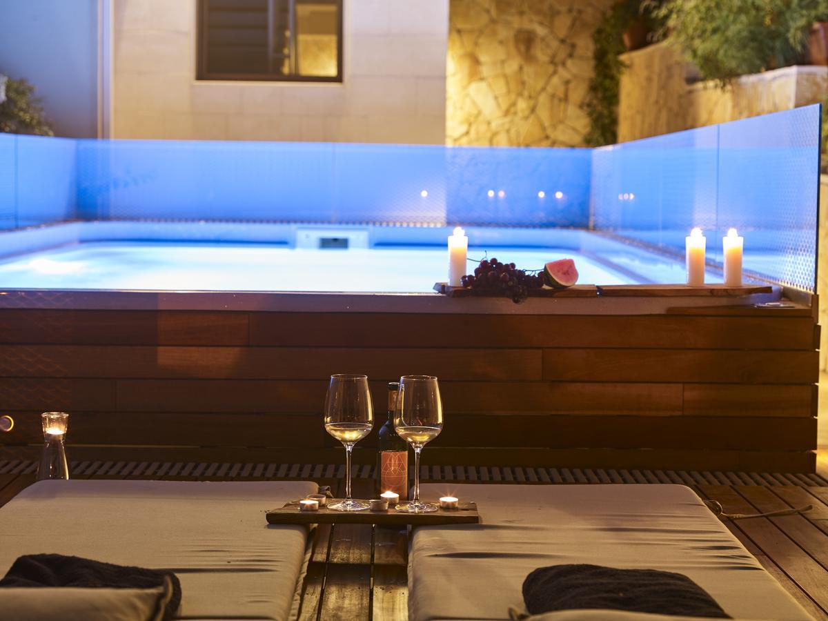Corso Levante Luxury Suites Petrovac Exterior photo